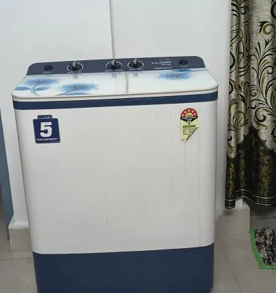 LLOYD WASHING MACHINE A HAVELLS COMPANY 7 KG